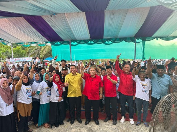 Suparman dampingi Cawagub Riau, SF Hariyanto kampanye dialogis di Desa Bagan Tujuh, Rohul (foto/yuni)